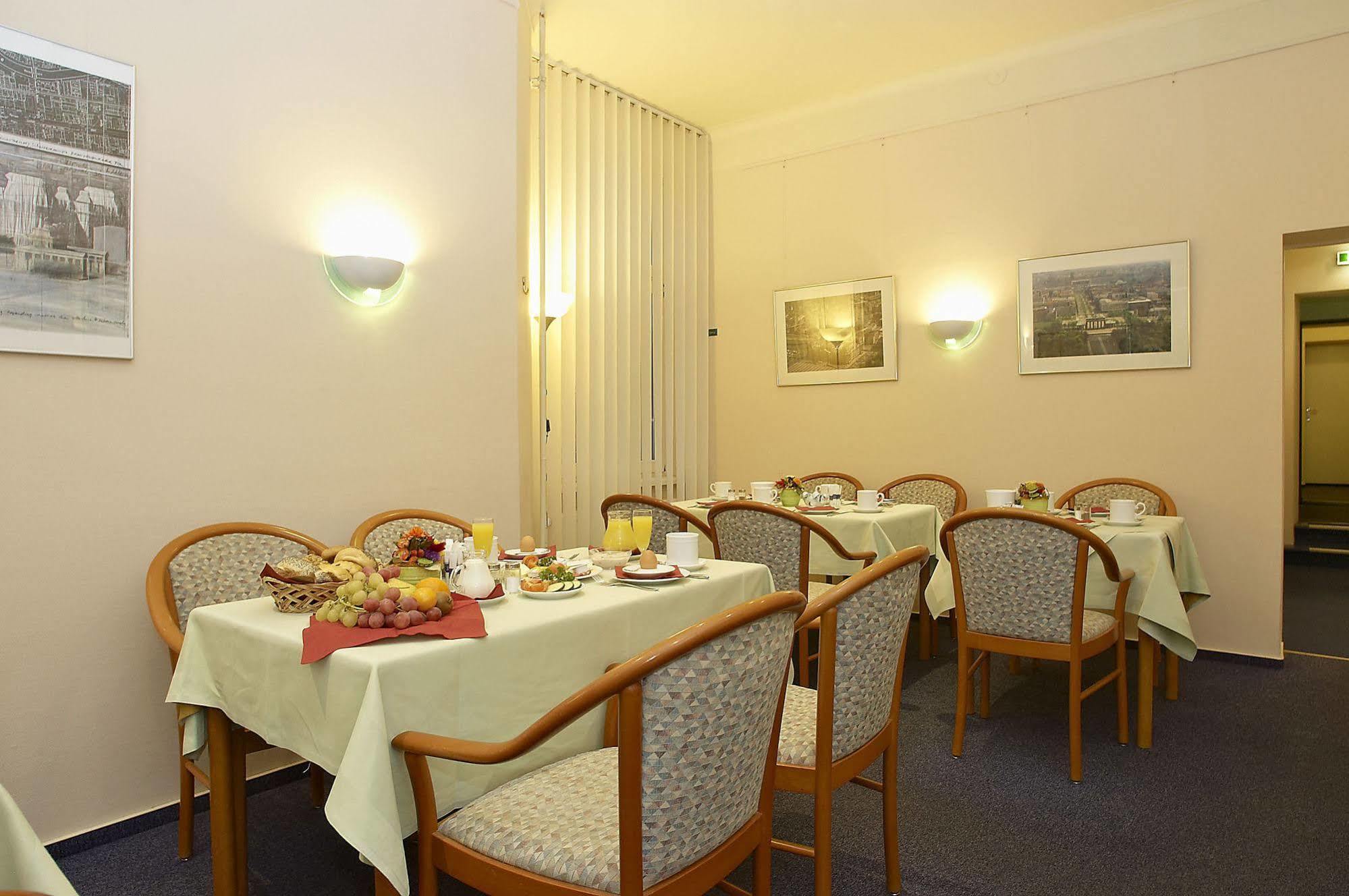 Junckers Hotel Βερολίνο Εστιατόριο φωτογραφία